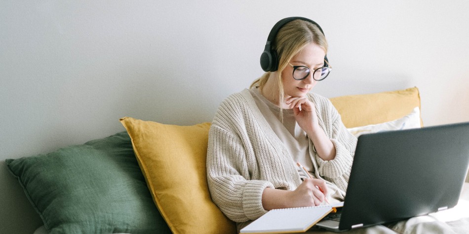 Best Work-From-Home Jobs for Students