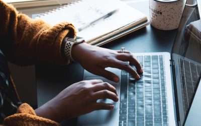 How Do Blogs Make Money? A Clear Explanation